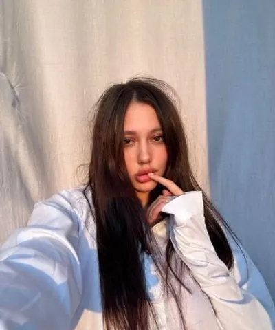 Люба, 19 лет